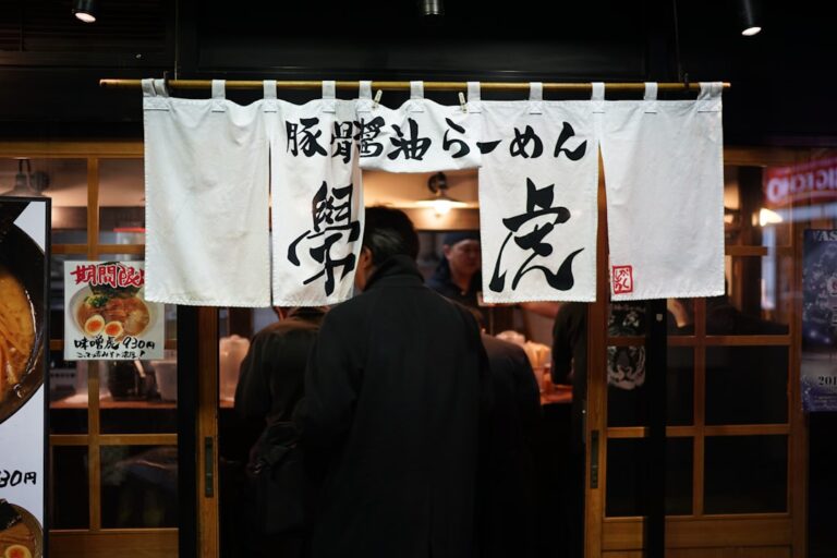 Japońskie systemy wierzeń – shinto, buddyzm i nowe religie